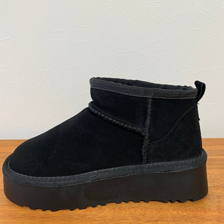 SALE／90%OFF】 UGG ブーツ 黒 1回着用のみ asakusa.sub.jp