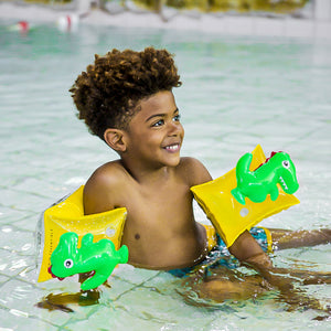 Swim Essentials 3D Dinosaurier schwimmt