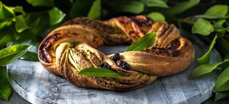 christmas wreath bread vegan