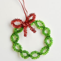 pipe cleaner ornament christmas wreath