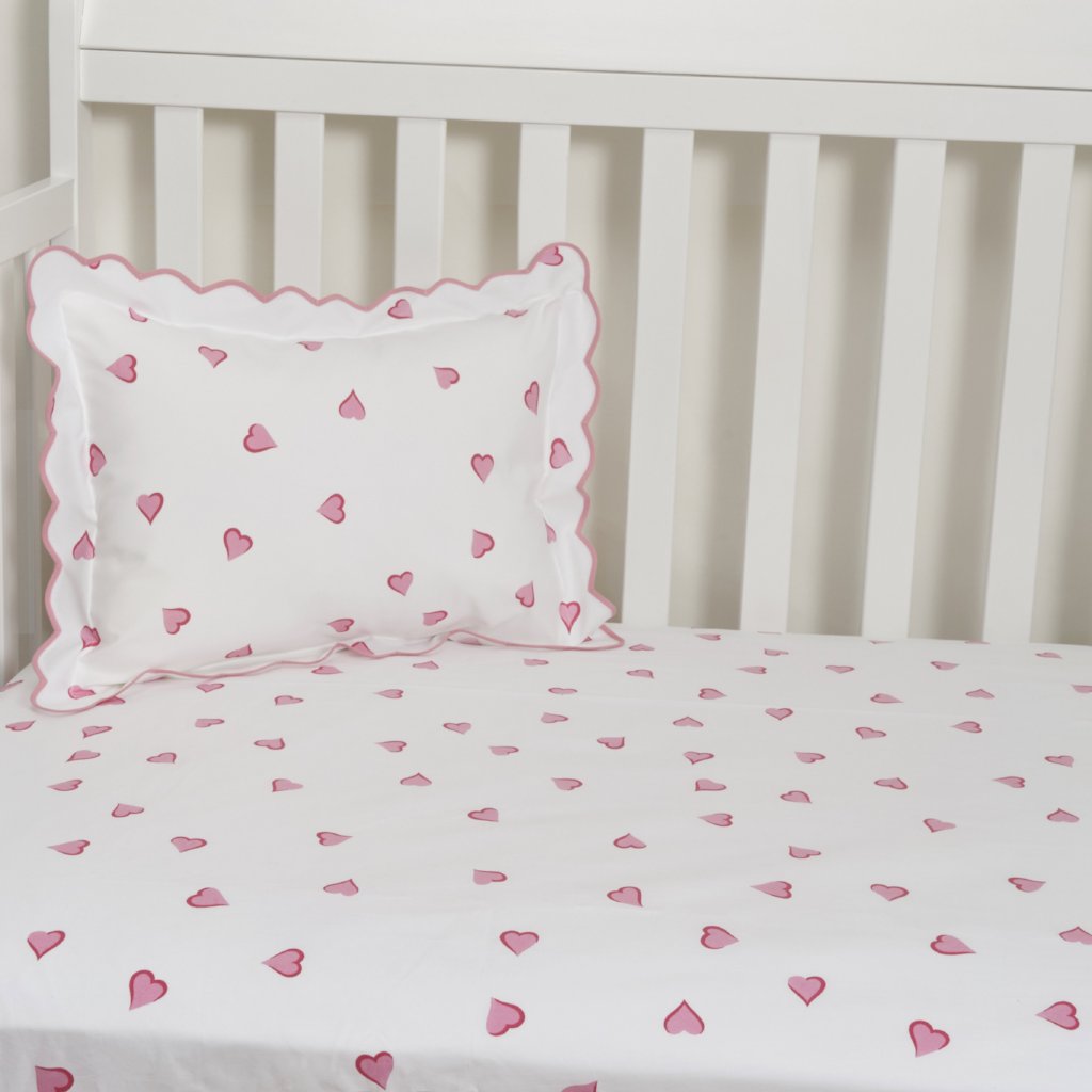 Coeurs pink Fitted Crib Sheet – D Porthault