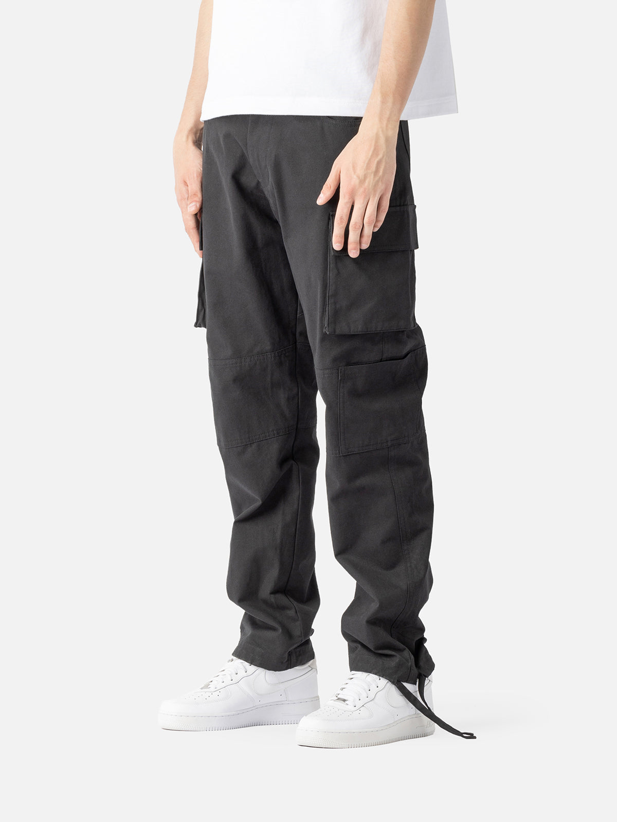 Cargo Jeans V1 in Black - ShopperBoard