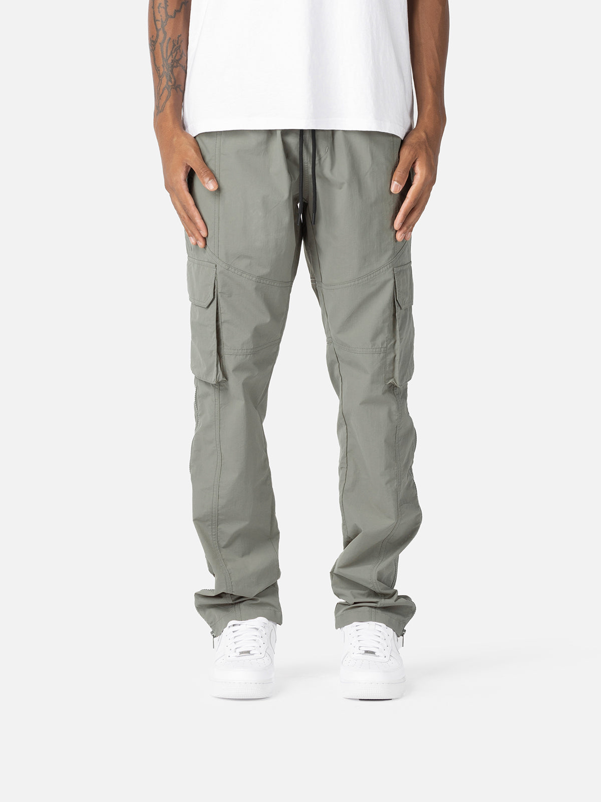 Zipped Seam Loose Fit Trousers, Streets of Seoul