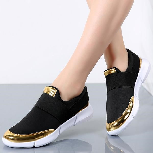 trendy flat shoes