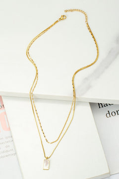 PREMIUM ALL BRASS DELICATE BOX CHAIN MOP PENDANT