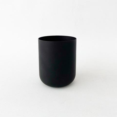 https://cdn.shopify.com/s/files/1/0012/4072/7612/products/sugahara-matte-black-glass-tumblers-153630.jpg?v=1647112518&width=480