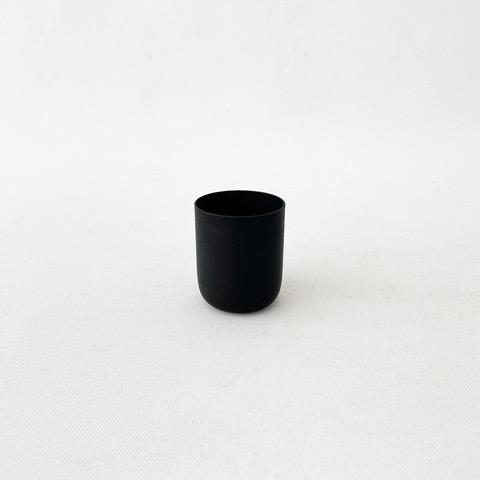 https://cdn.shopify.com/s/files/1/0012/4072/7612/products/sugahara-matte-black-sake-glass-410321.jpg?v=1618444523&width=480
