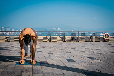 Erthe LIfe's Blue Handstand Mat and Bamboo Handstand Blocks