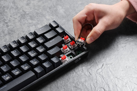 Hot-swappable KEYBOARD