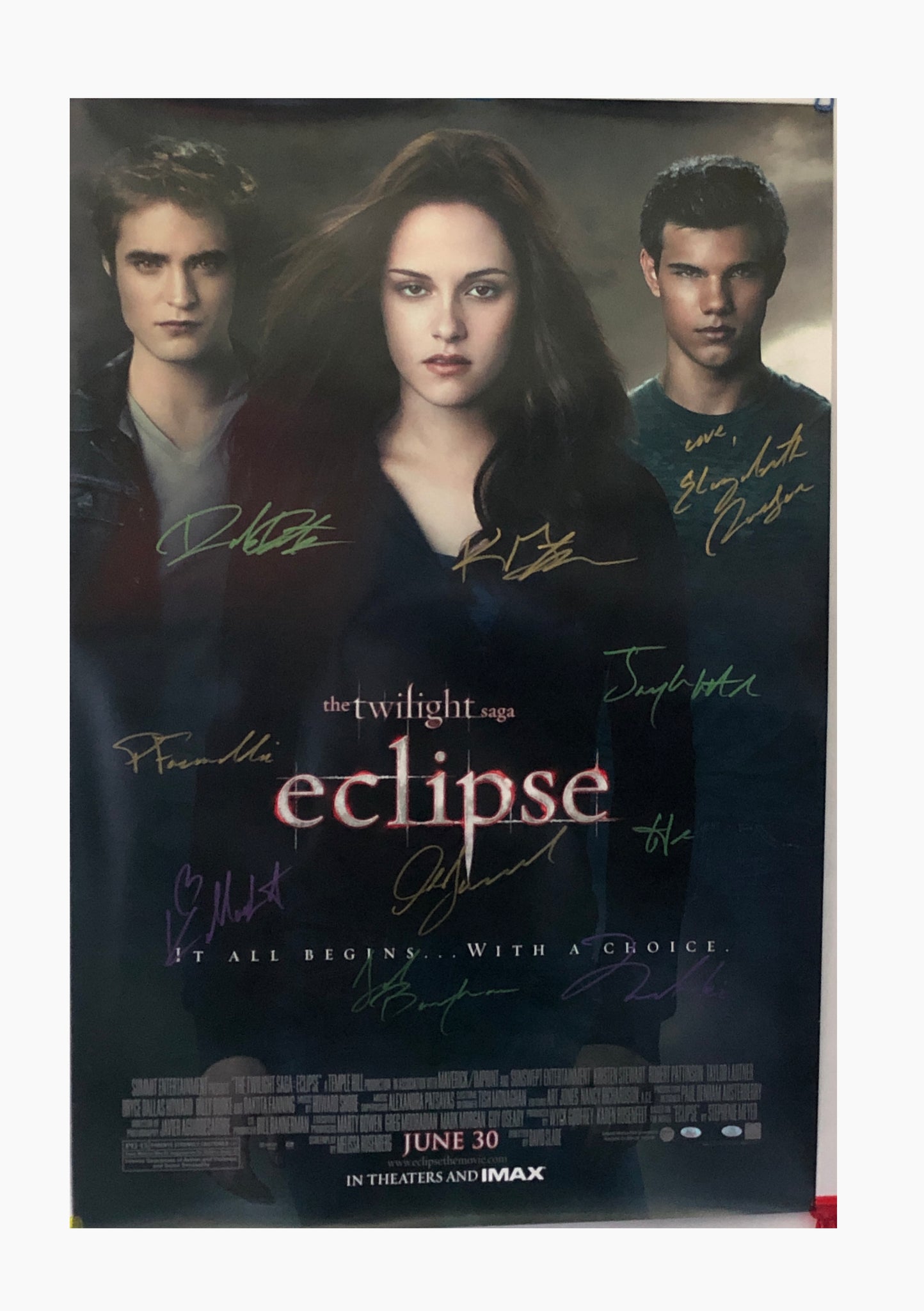 The Twilight Saga: Eclipse Cast Autographed 27x40 Poster (Unframed) – Score  Authentics
