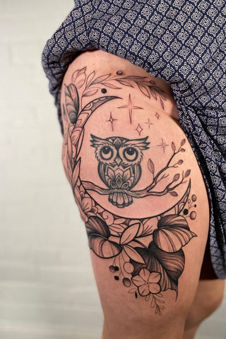 Floral owl tattoo by Lu Loram Martin, based in Toronto, Canada.