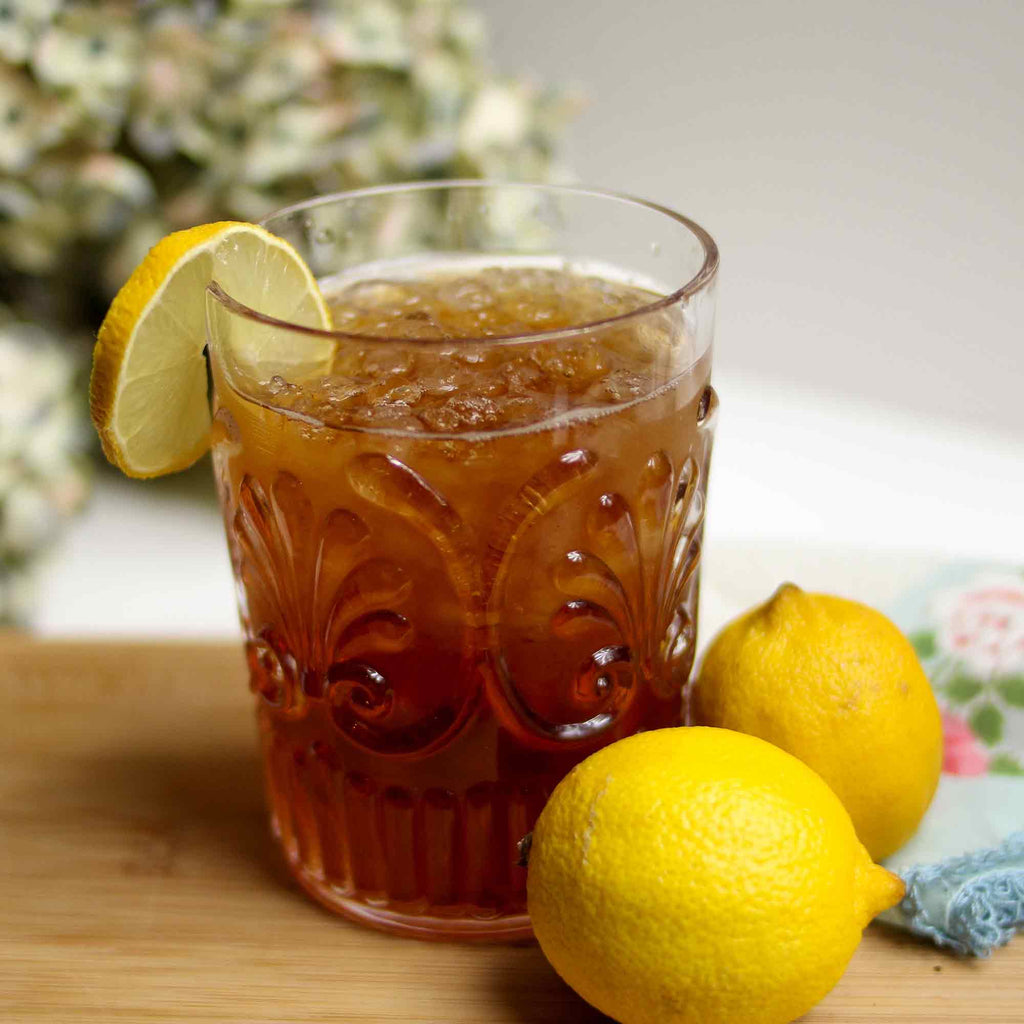 iced lemon tea in glass for pregnant women