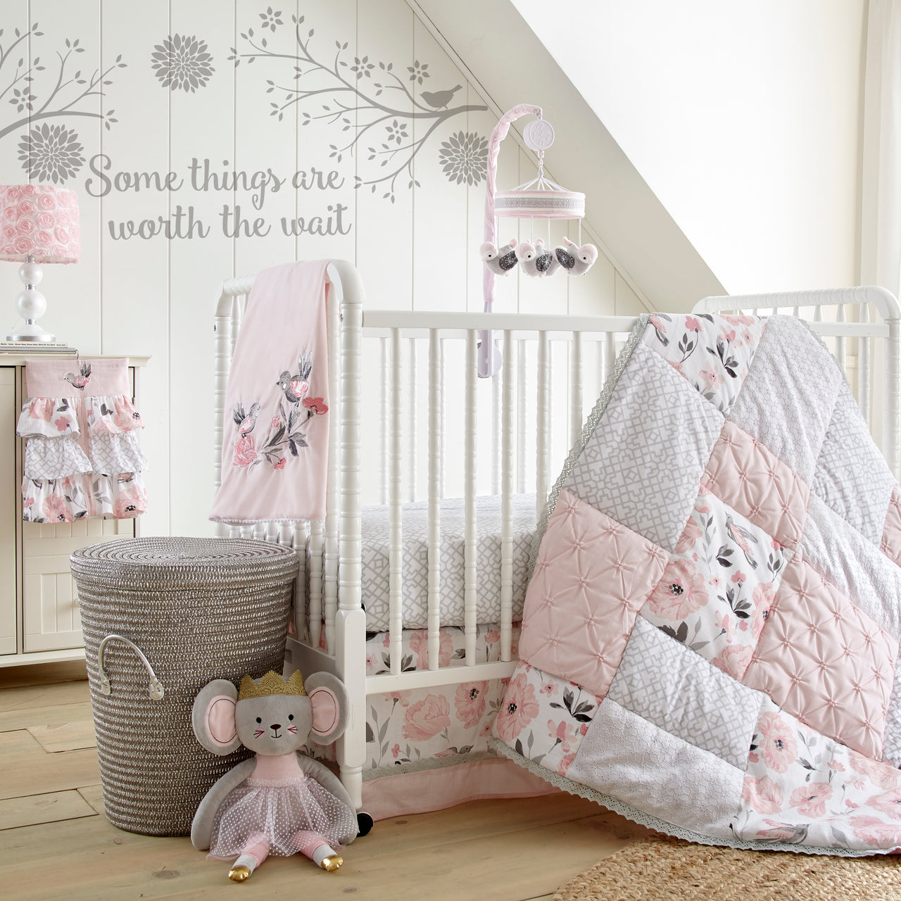 levtex baby elephant bedding