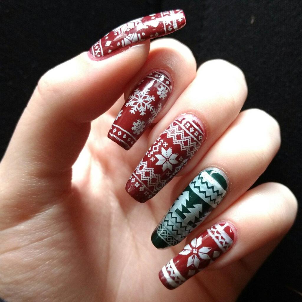 NAIL ART DESIGN: Ugly Sweater