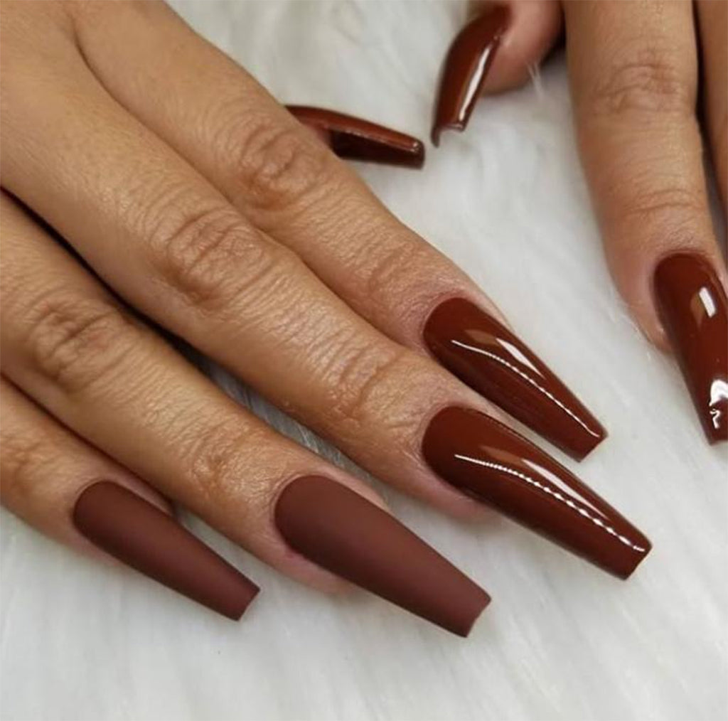 Chocolate brown nail set
