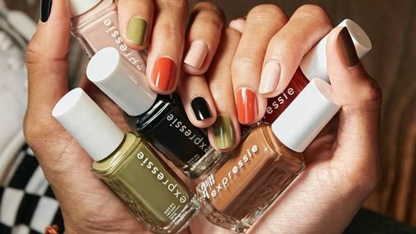 7 Best Nail Polish Drying Sprays (2023)