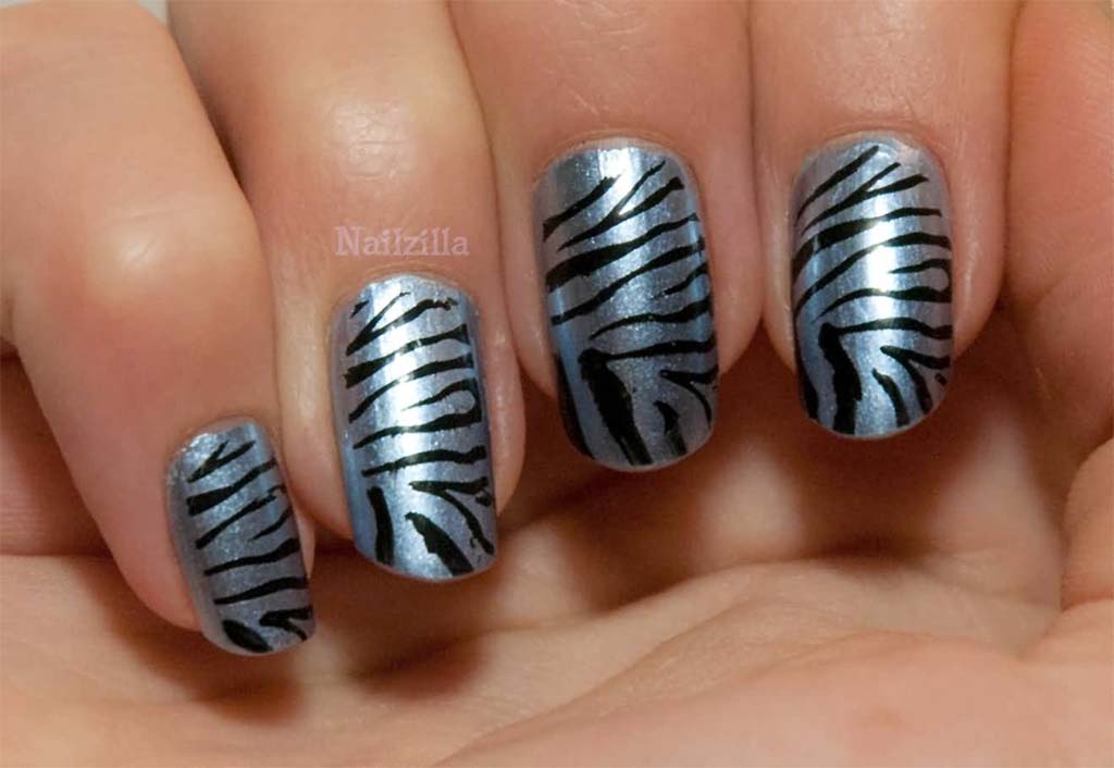 How to Do Zebra Print on Nails