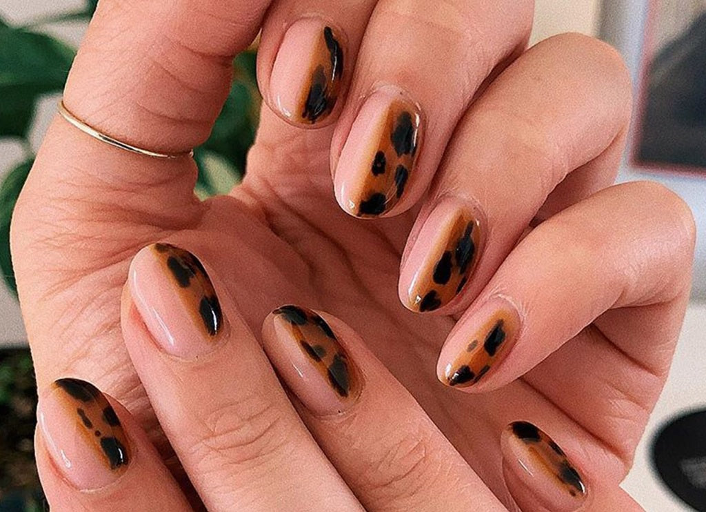 2. How to Create Tortoise Shell Nails - wide 9