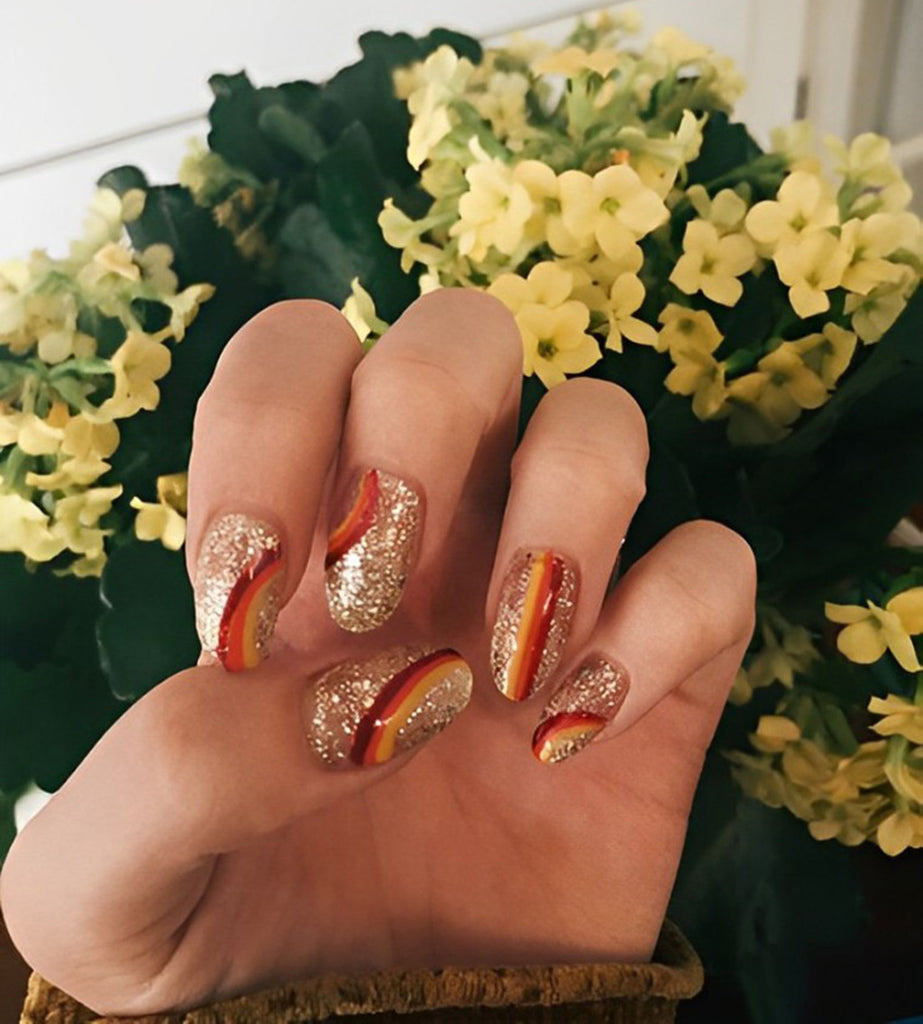 Retro Nail Art Based on 1970s Style