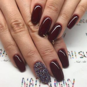 Squoval nails