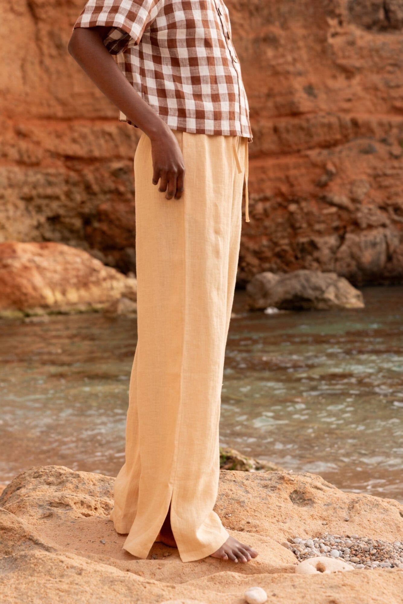 Leah Wide Linen Pants With Slits