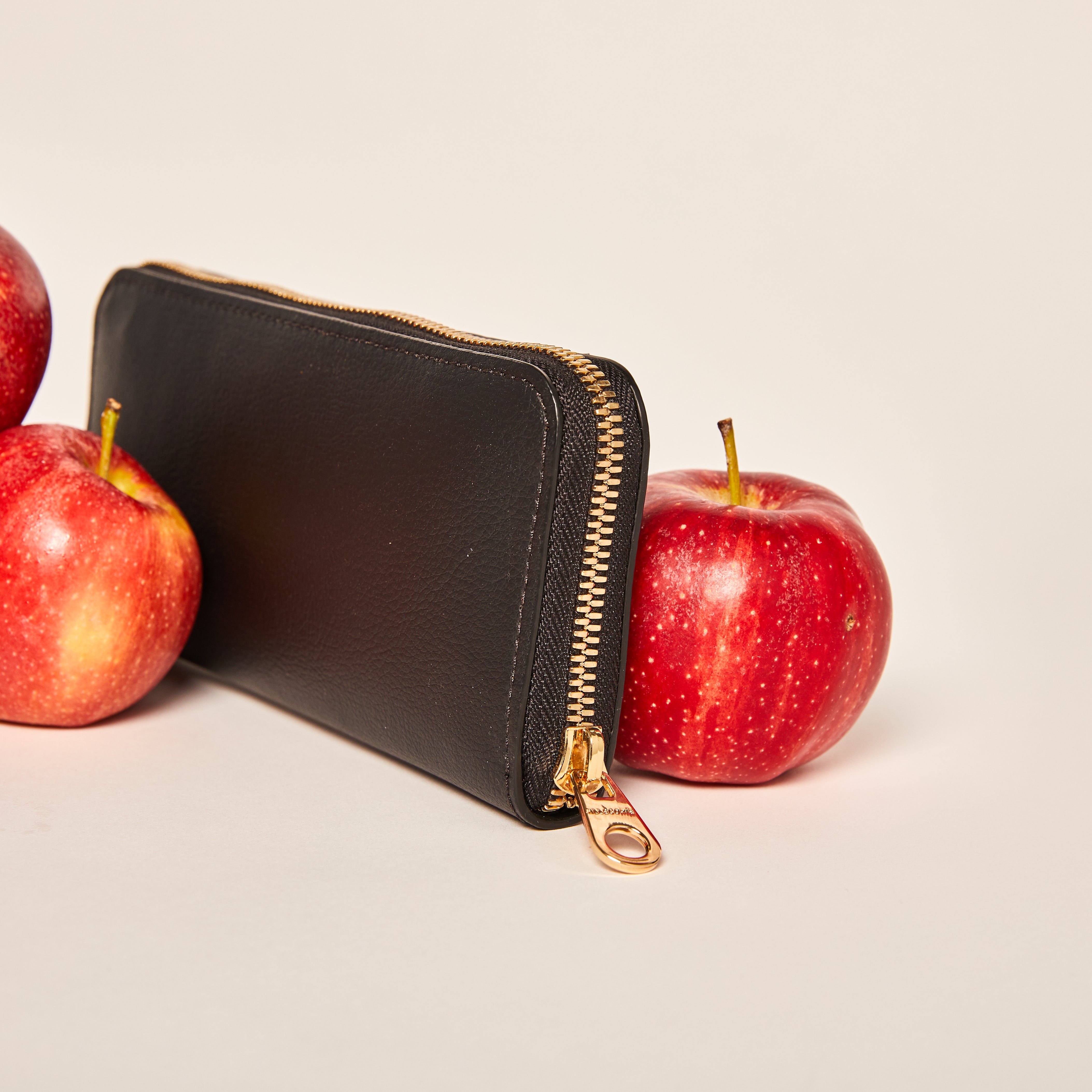 Gala Apple Leather Long Wallet