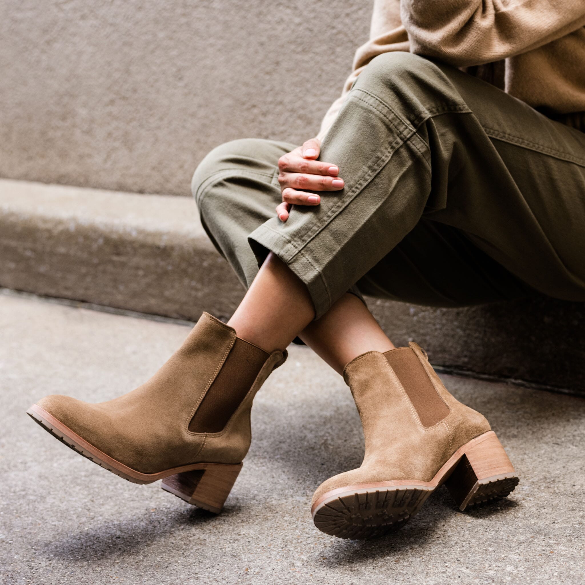 Ana Go-To Heeled Chelsea Boot