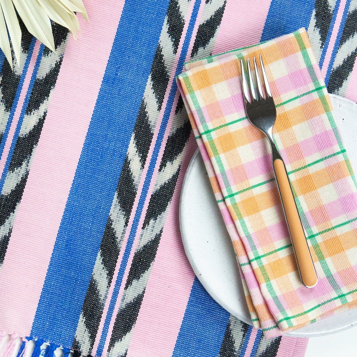 Marguerite Plaid Dinner Napkin Set