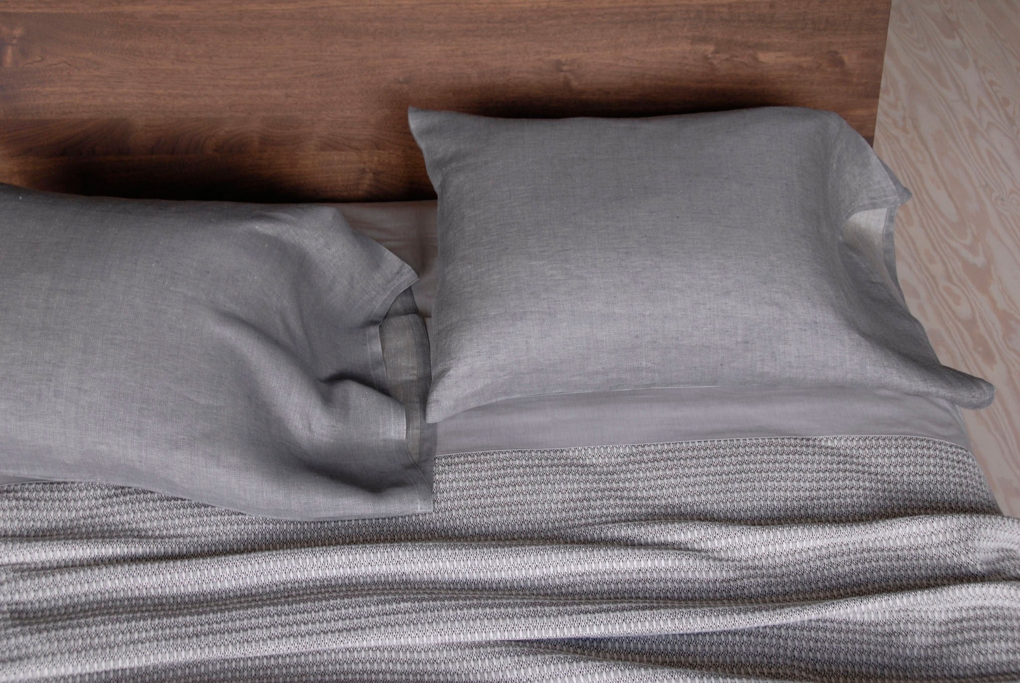 Emile Linen Pillowcases