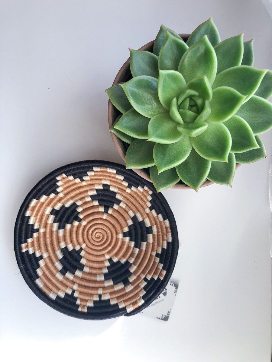 Akaneri Woven Bowls