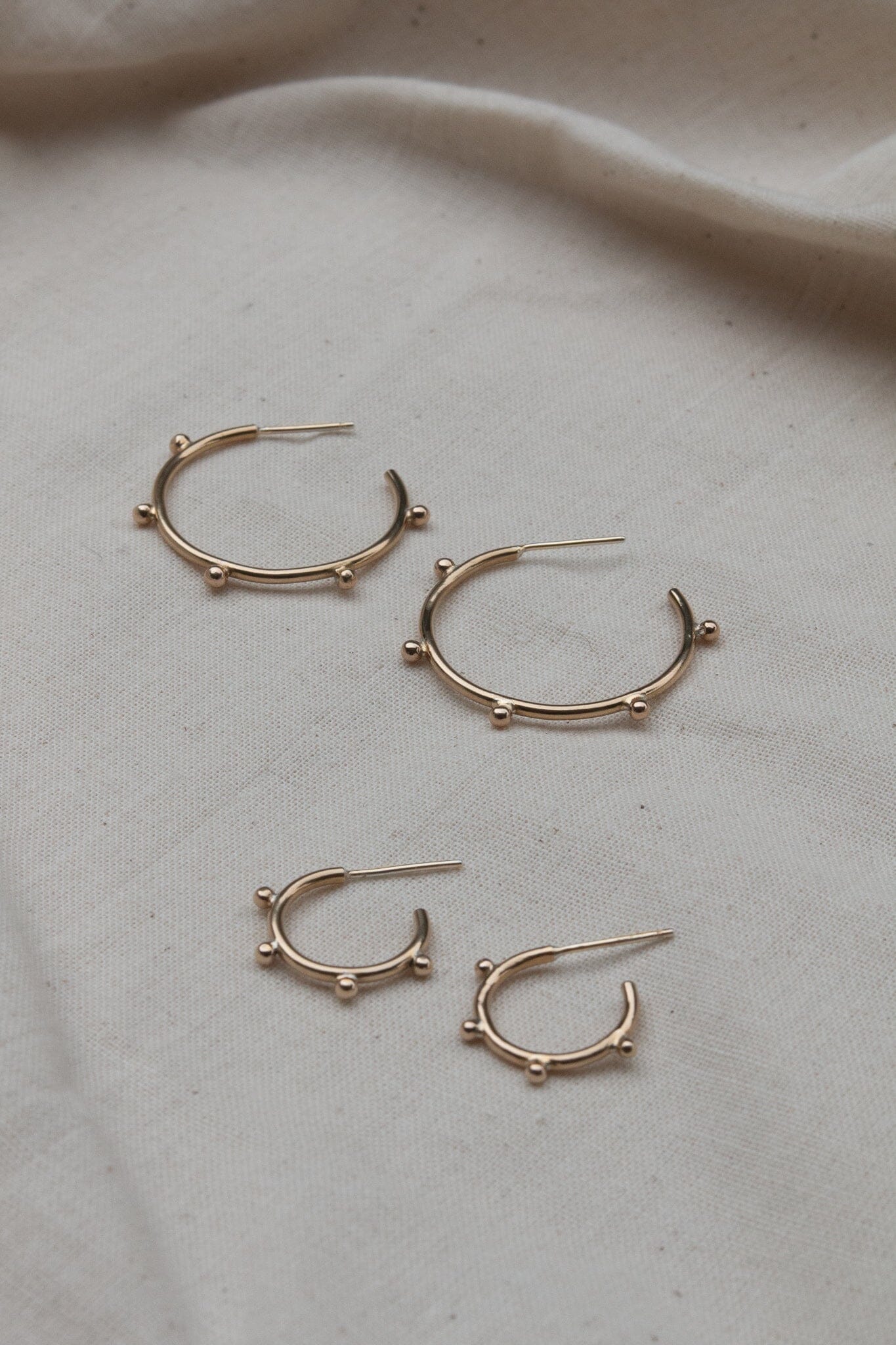 Bentu 14k Gold Hoops