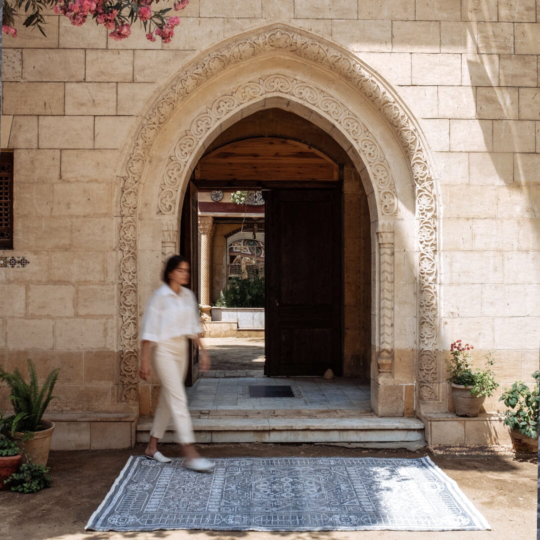 Blue Pendant Hand-knotted Wool Carpet