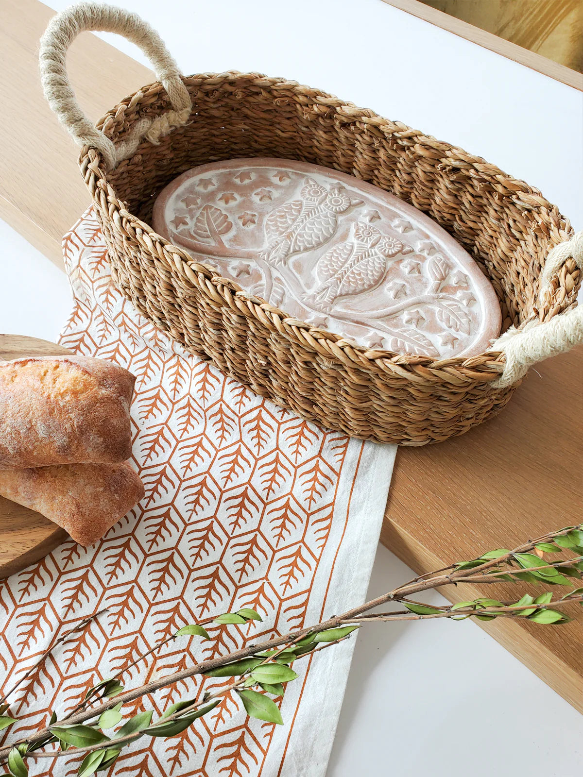 Bread Warmer + Basket with Tea Towel - Owl Oval