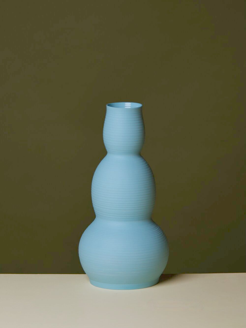 Cold Mountain Porcelain Gourd Vase