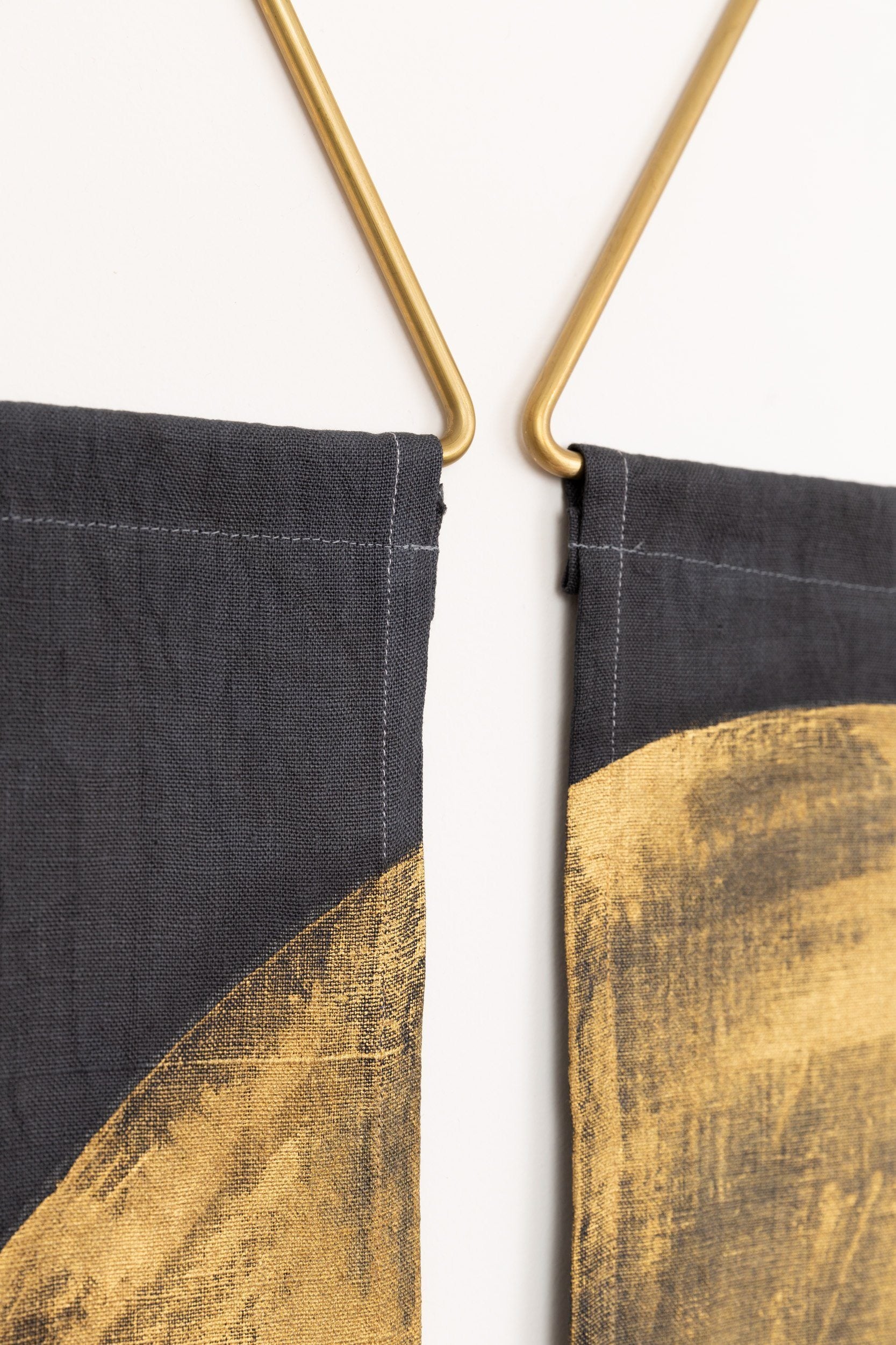 Ciervo Wall Hanging - Gold