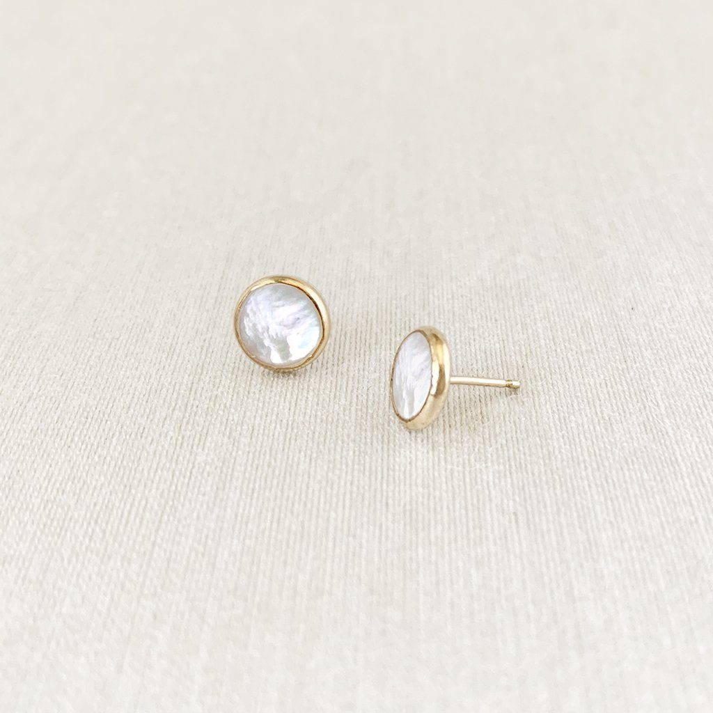 Deep Pearl Recycled Gold Stud Earrings