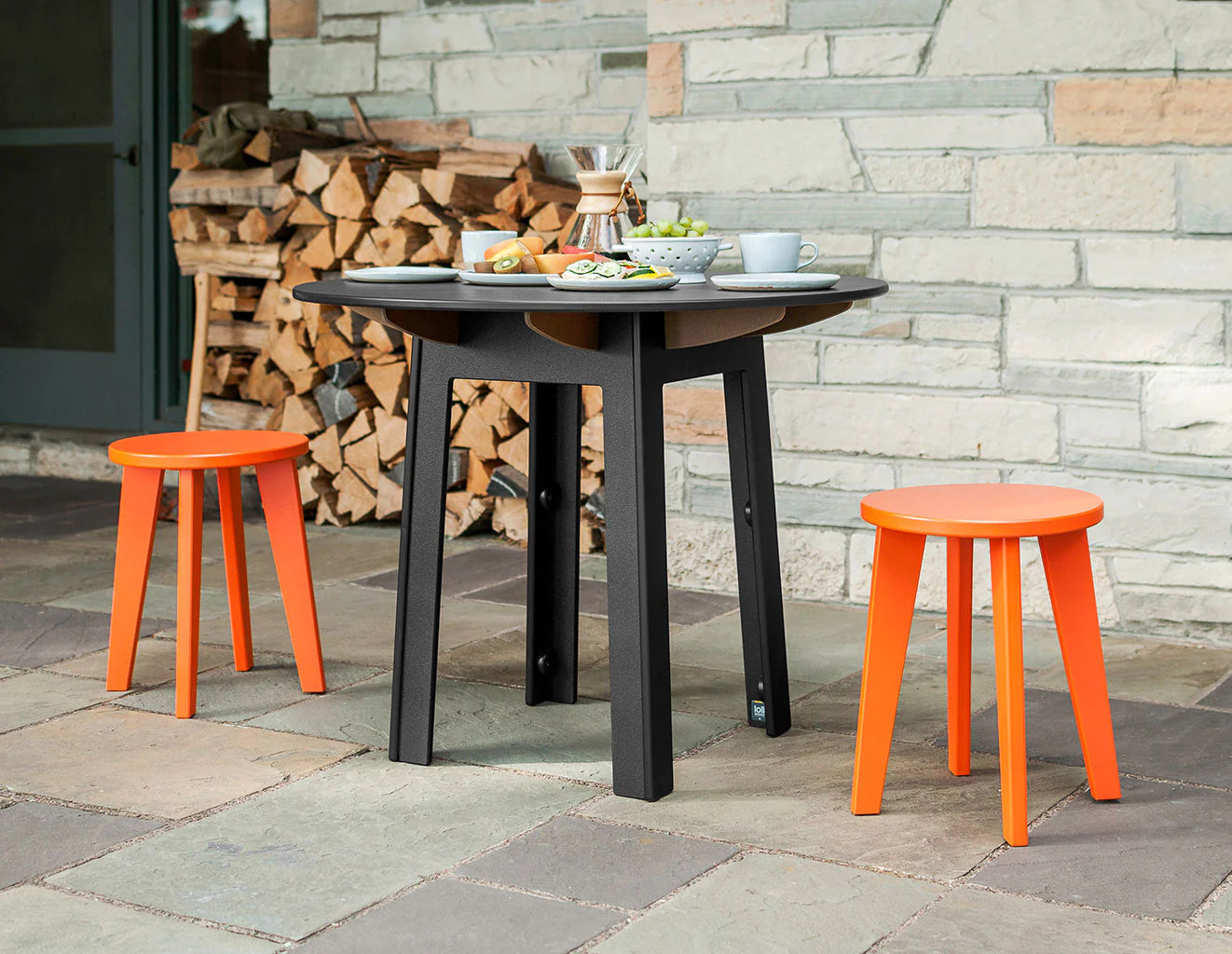 Fresh Air Recycled Outdoor Round Table