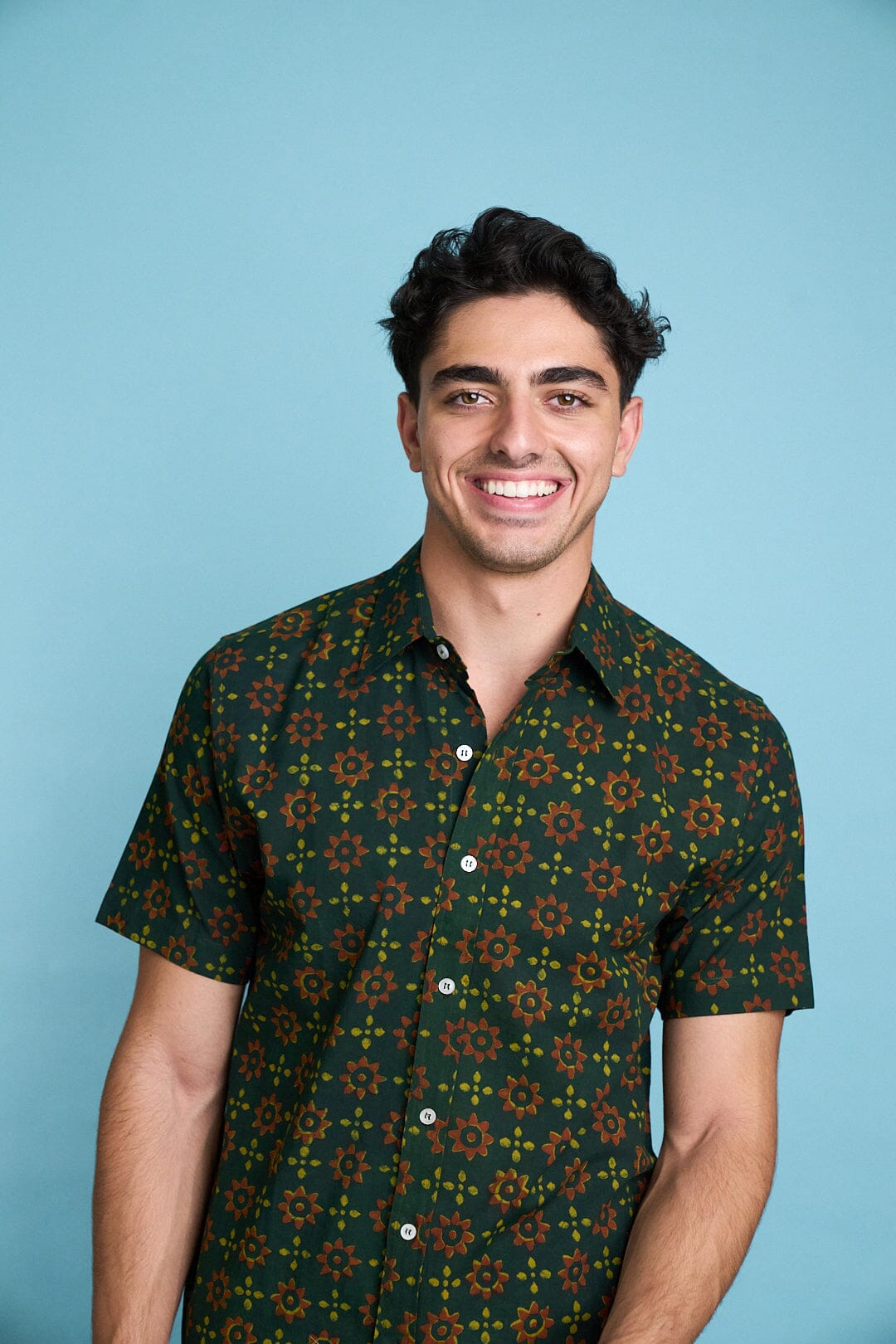 Men's Sufi Short Sleeve Shirt - Green and Red print