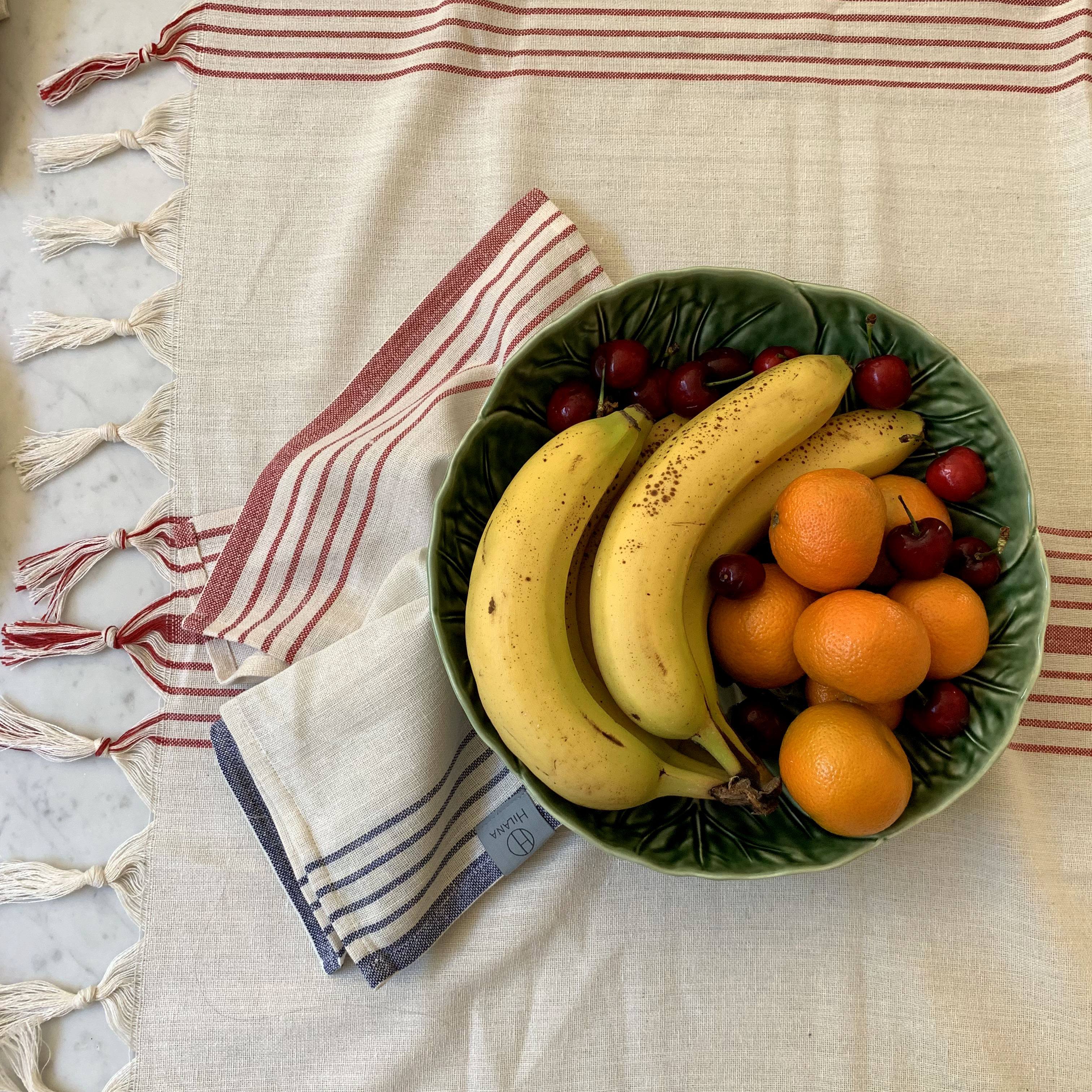 Kayseri Upcycled Tablecloth and Napkin Set - Red