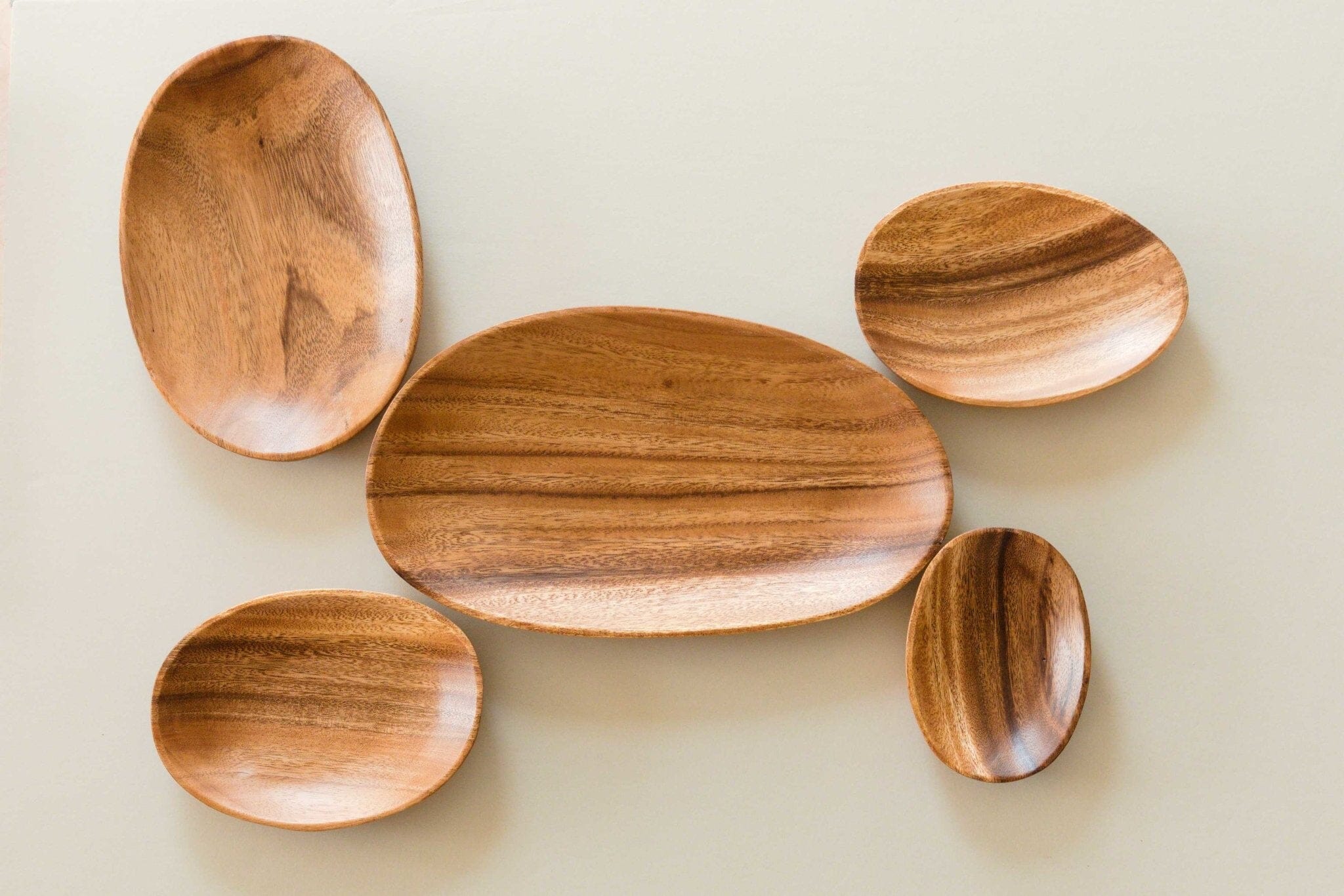 Acacia Oval Wooden Dish Tray