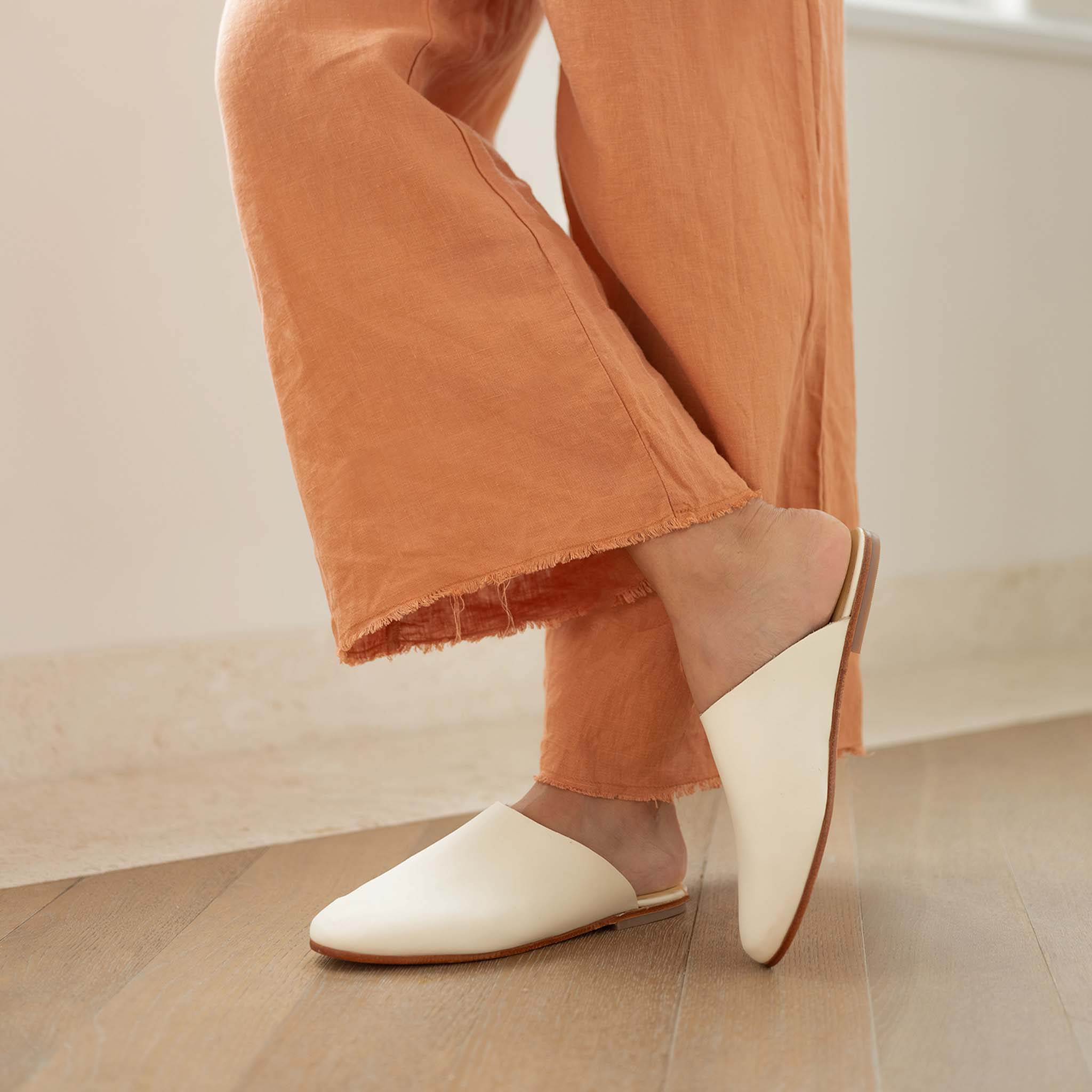 Lima Slip On Mule