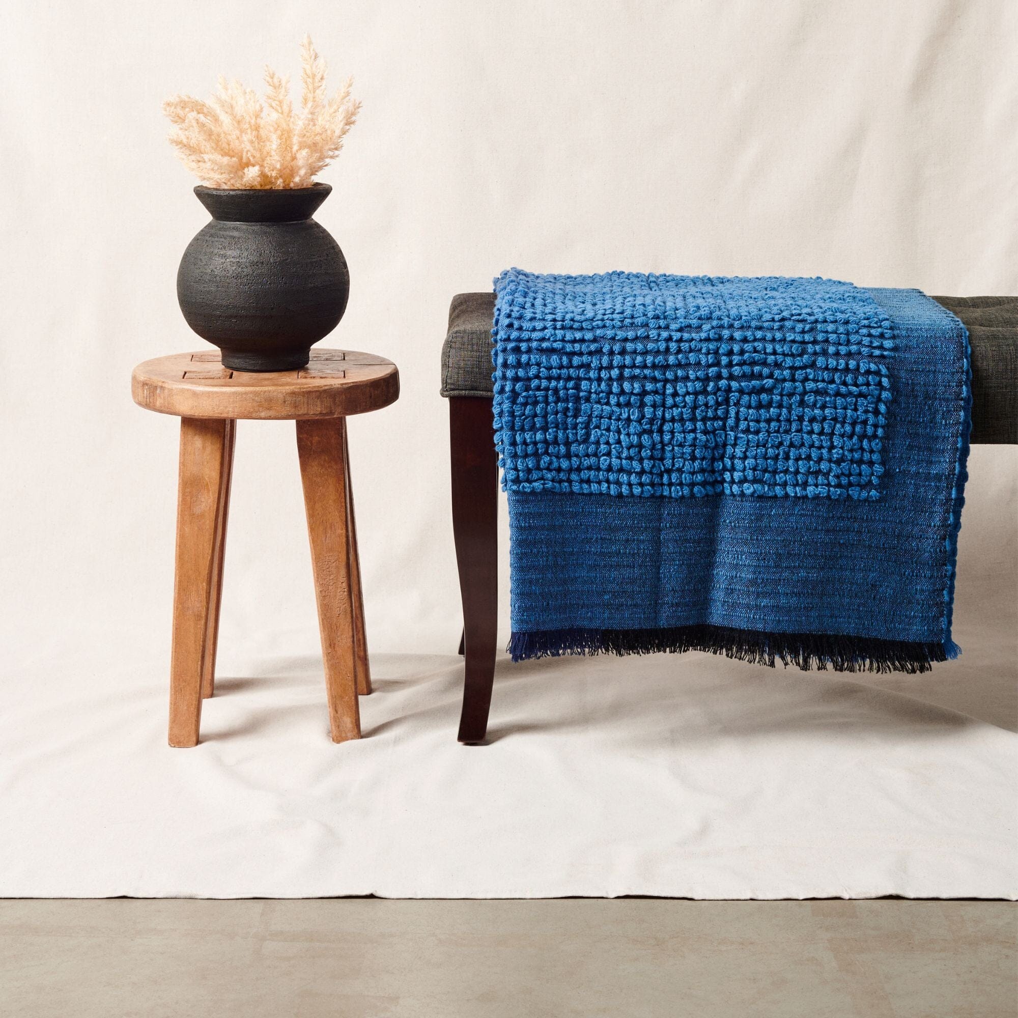 Macaroon Merino Wool Throw Blanket - Midnight