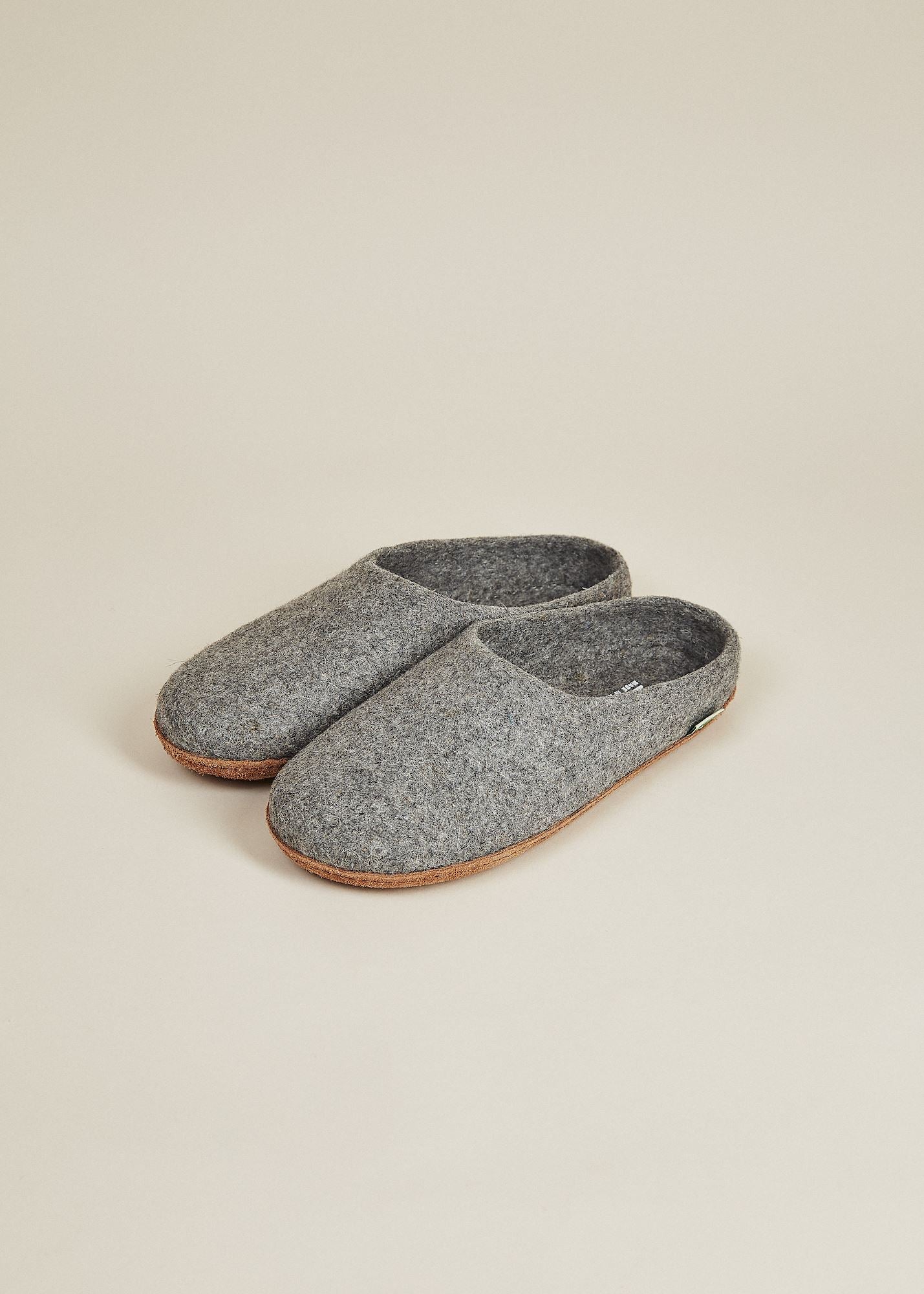 Men's Natural Sole Wide Wool Slippers