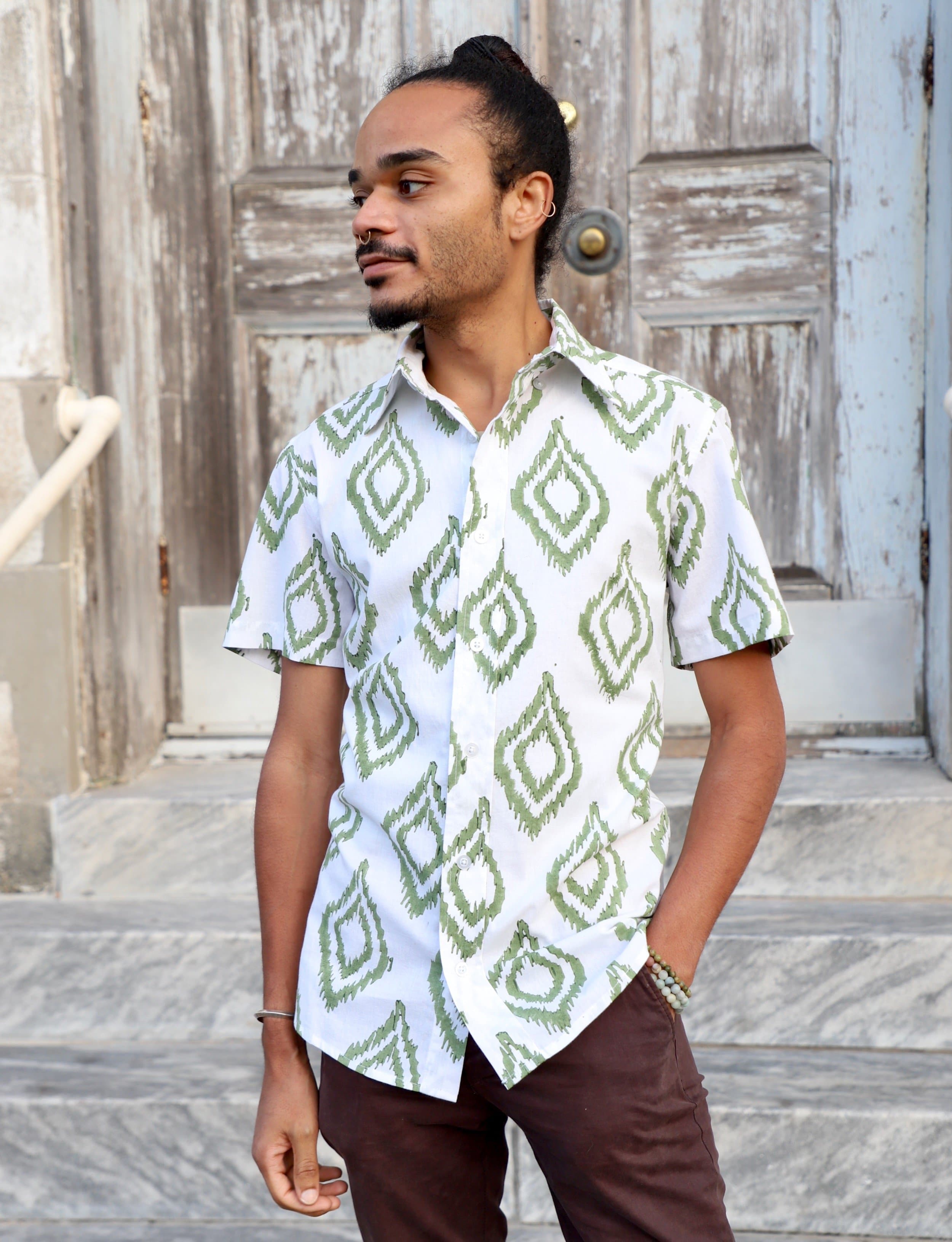 Men's Palm Village Button Down Shirt