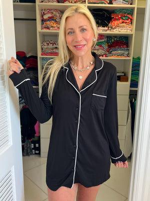 Black & White Trim Nightshirt - Sunshine Sisters 