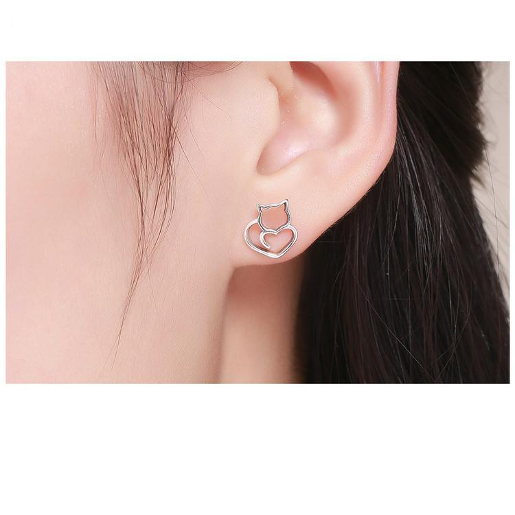 small stud earrings for women