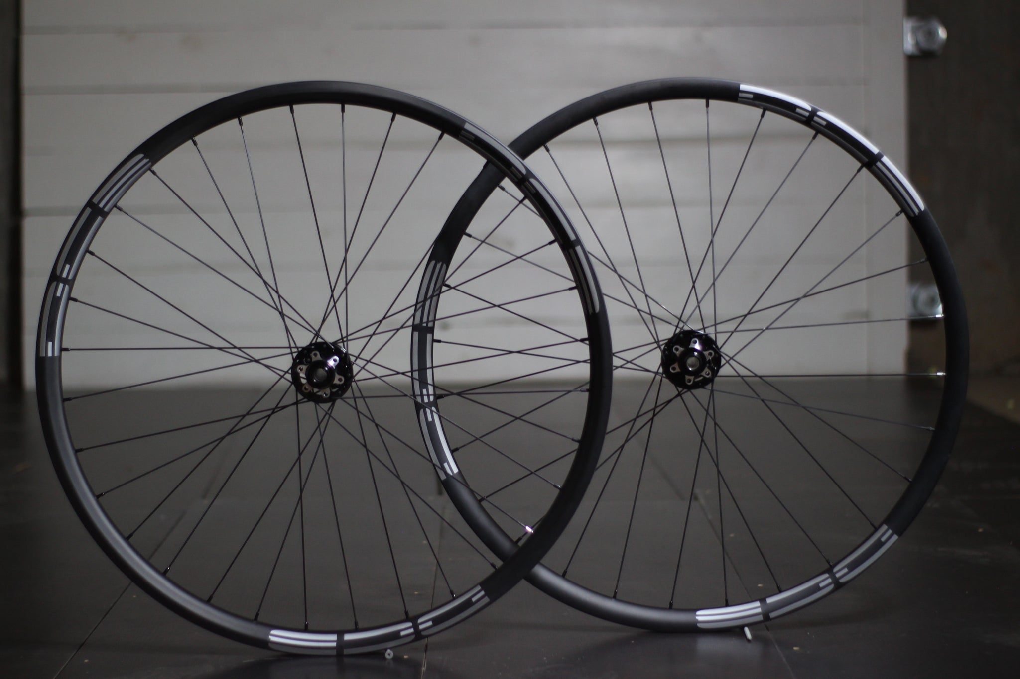 novatec carbon wheels