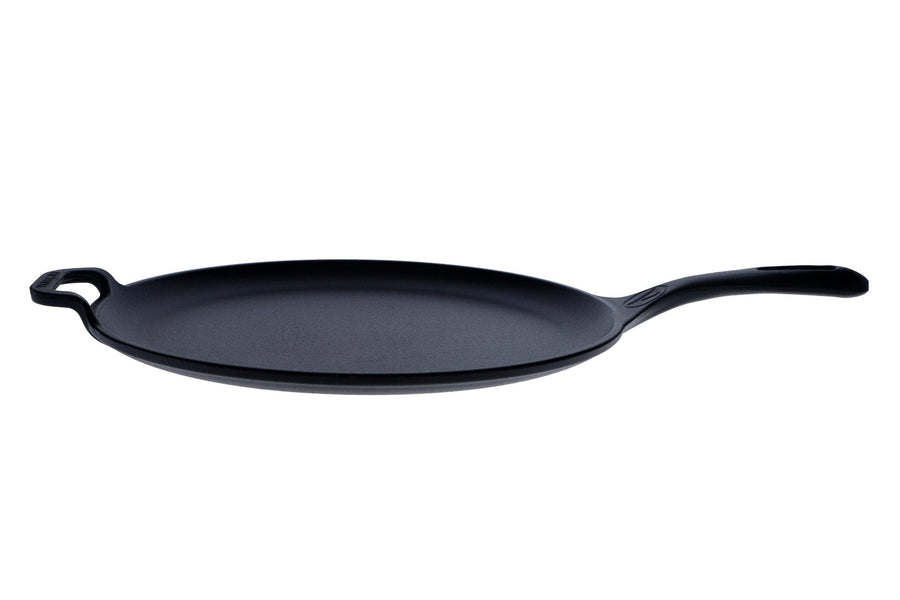 https://cdn.shopify.com/s/files/1/0012/7071/0307/files/victoria-cast-iron-pizza-pans-victoria-cast-iron-pizza-pan-comal-12-inch-with-long-handle-and-helper-handle-31752513814563.jpg?v=1690674141&width=900