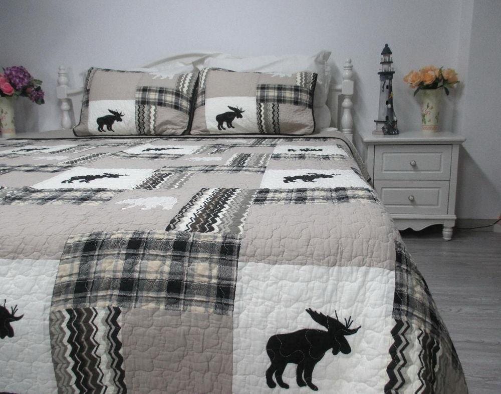 New New Horison Canada Bear Twin Quilt Set – The Muskoka Store