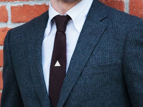 This Is Exactly How to Wear a Tie Bar